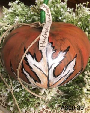 Φυσική κολοκύθα ζωγραφισμένη στο χέρι